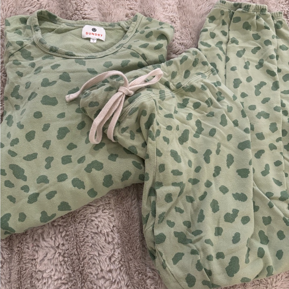 Sundry green sweat set